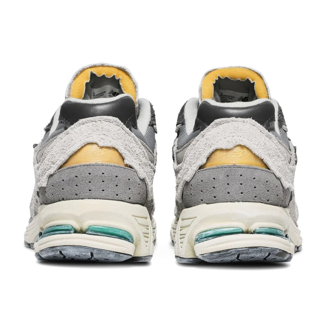 New Balance 2002R Protection Pack Rain Cloud Cinza