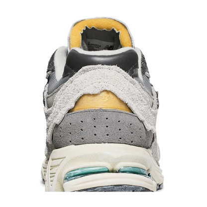 New Balance 2002R Protection Pack Rain Cloud Cinza