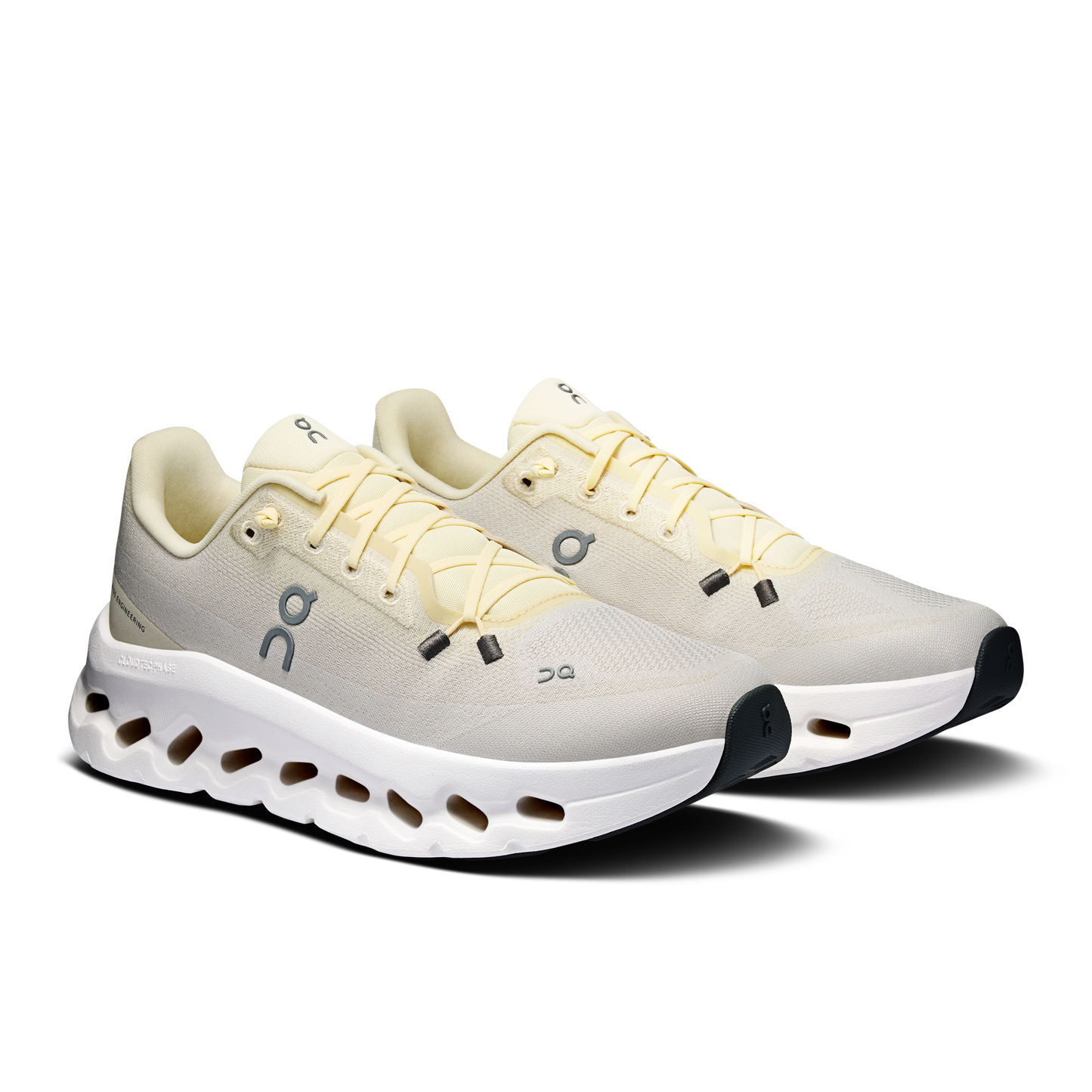 On Cloudtilt Castor Pearl