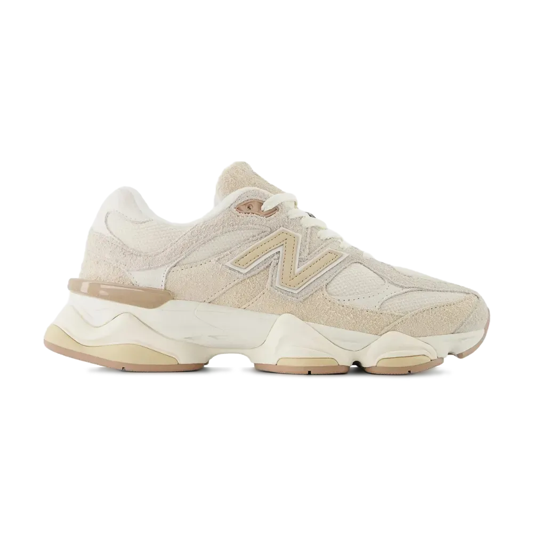 New Balance 9060 Bisque Sea Salt Bege