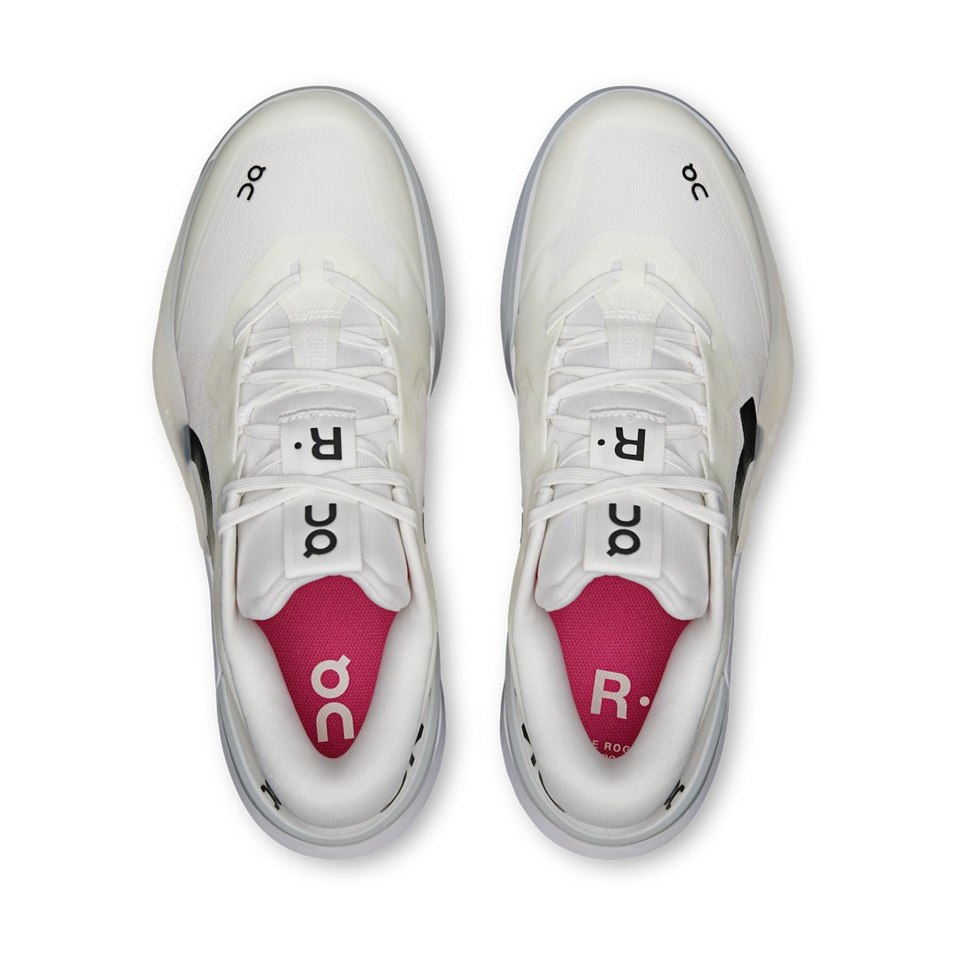 On Running The Roger Pro 3 White Pink